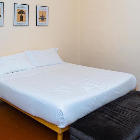 Elegant Apartment Near Piazza Della Signoria ฟลอเรนซ์ ภายนอก รูปภาพ
