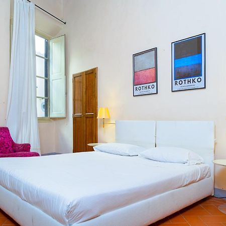 Elegant Apartment Near Piazza Della Signoria ฟลอเรนซ์ ภายนอก รูปภาพ