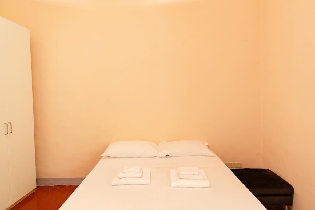 Elegant Apartment Near Piazza Della Signoria ฟลอเรนซ์ ภายนอก รูปภาพ