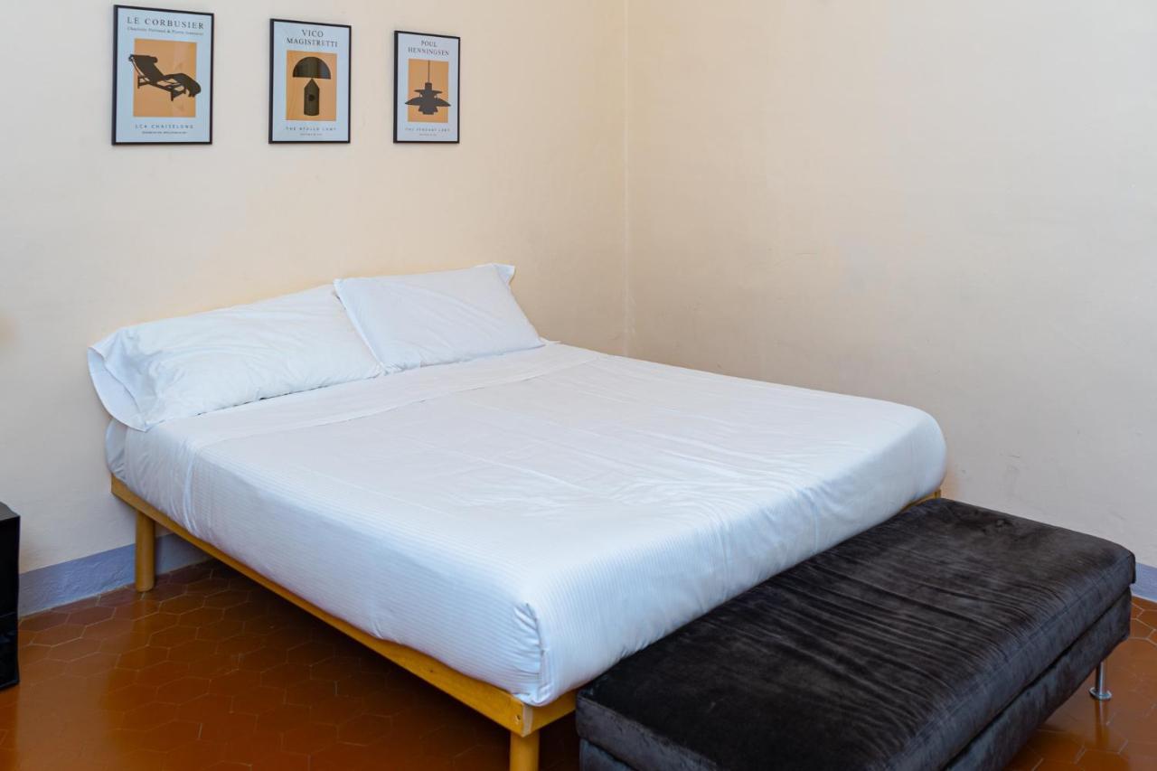 Elegant Apartment Near Piazza Della Signoria ฟลอเรนซ์ ภายนอก รูปภาพ